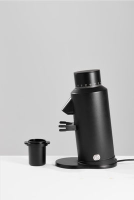 높은 용량 120g 에스프레소 콩 밀러와 64mm 평면 붓 밀러와 300W 전력